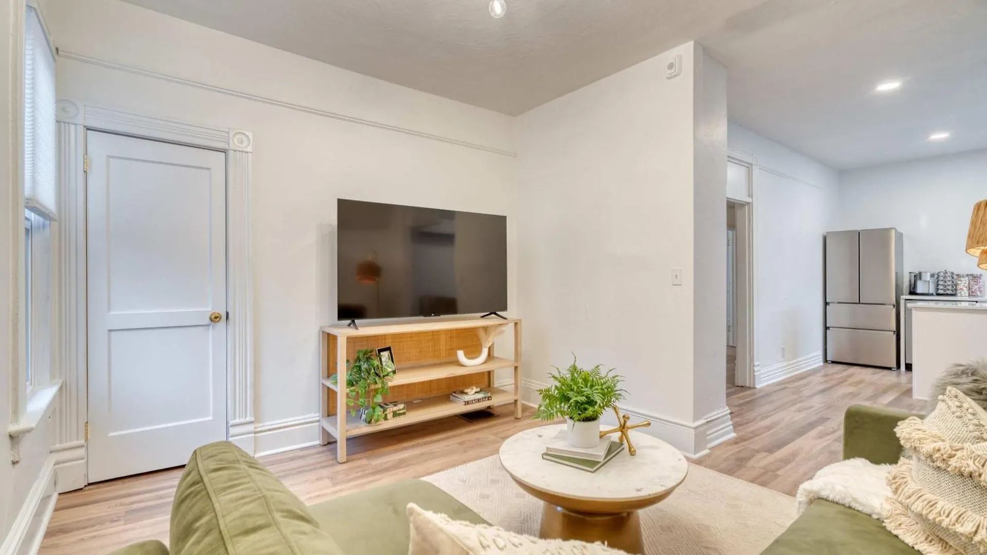 Apartment Stay Portland - Historic Queen Anne Vernacular - 95 Walkscore
